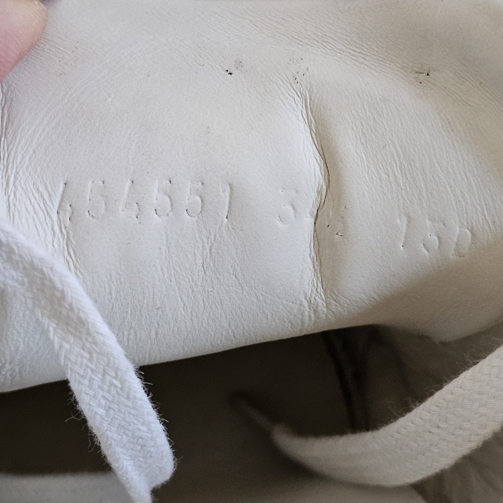 ♥️ GUCCI Ace Sneakers - Picture 5 of 6